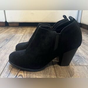 Torrid Black Suede Ankle Boots - Size 10W - Block Heel